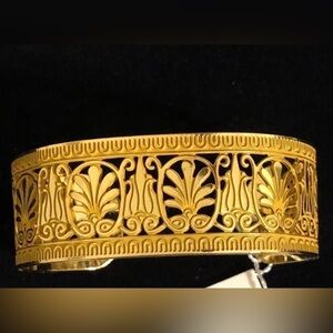 MMA Metropolitan Museum Art Cuff Gold Plated Etruscan Bracelet—Beautiful!! EUC